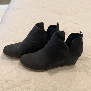 Dolce Vita step in wedges